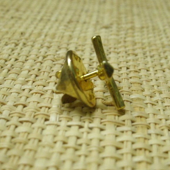 Vintage Gold Metal Cross Lapel Pin or Tie Tack - Picture 7 of 10
